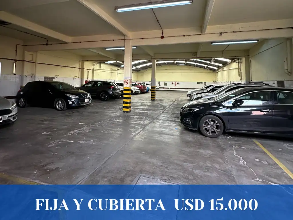 COCHERA FIJA Y CUBIERTA EN VENTA EN BARRACAS