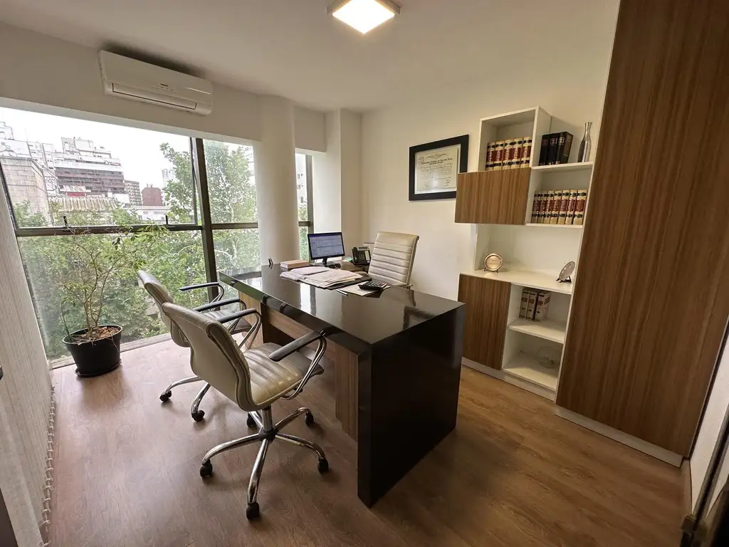 VENTA | PISO DE OFICINAS| CENTRO | Luro 2900