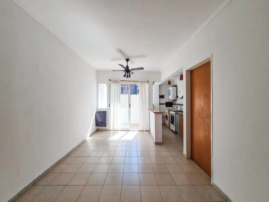 Departamento en venta 40 mt , Divisible, Balcón, APTO CREDITO,  en edificio moderno