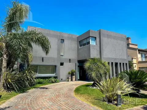 Casa 6 ambientes al agua en venta - Nuevo Quilmes