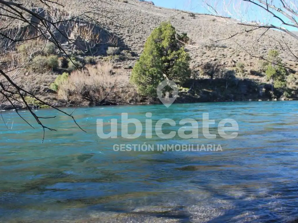 Campo con 532 metros de costa del Río Limay