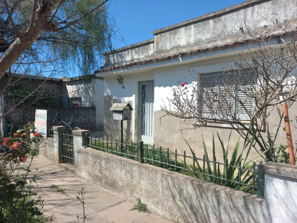 Casa A Reciclar En Venta, General Las Heras