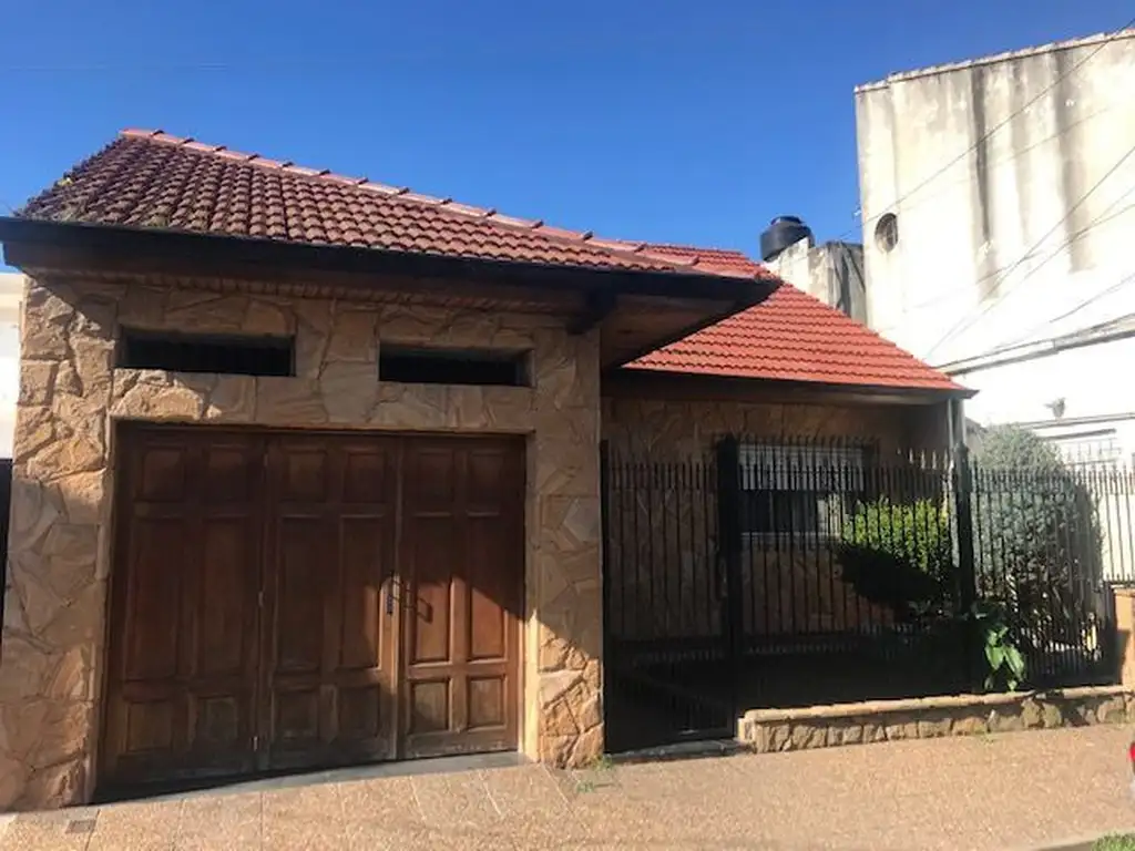 Casa - Venta - Argentina, Avellaneda - Pasaje Riaño 2278