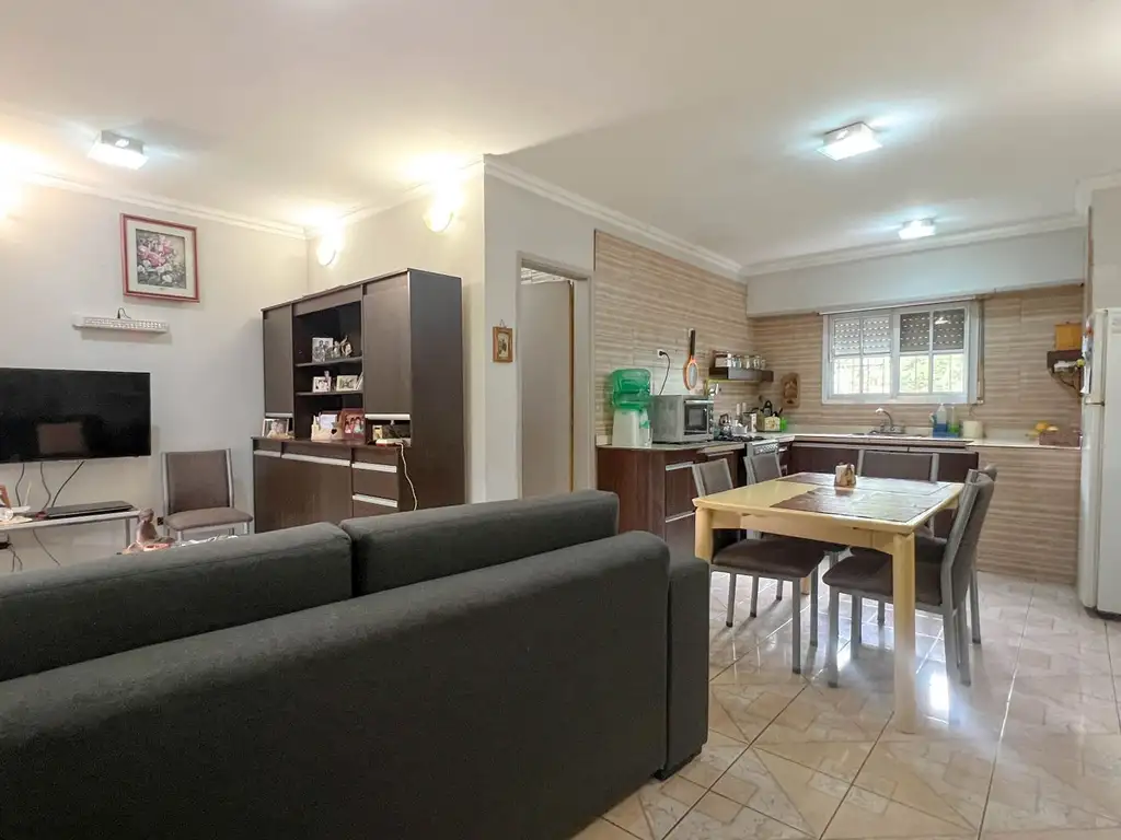 Venta Casa 4 ambientes Acantilados con parque