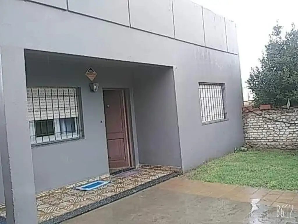 Casa en venta - 2 dormitorios 1 baño - 200mts2 - Tandil