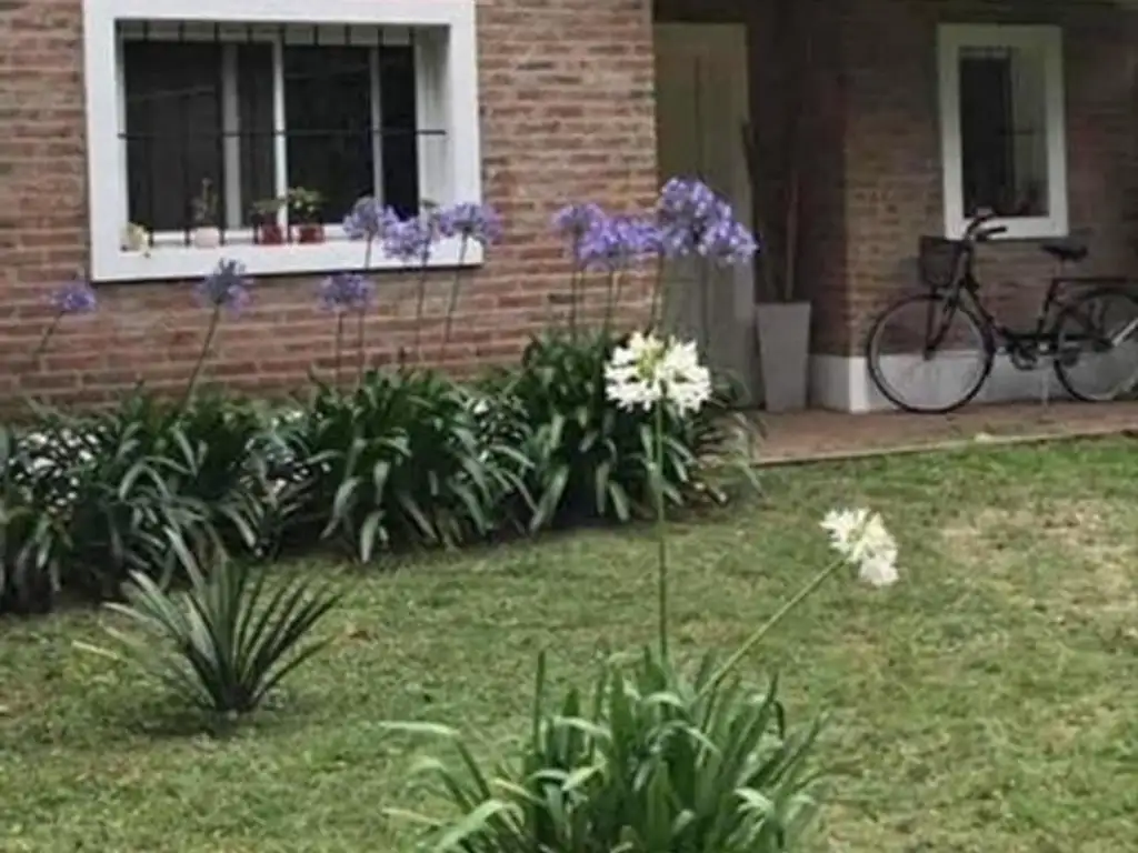 Casa con pileta en Barrio cerrado, Del Viso