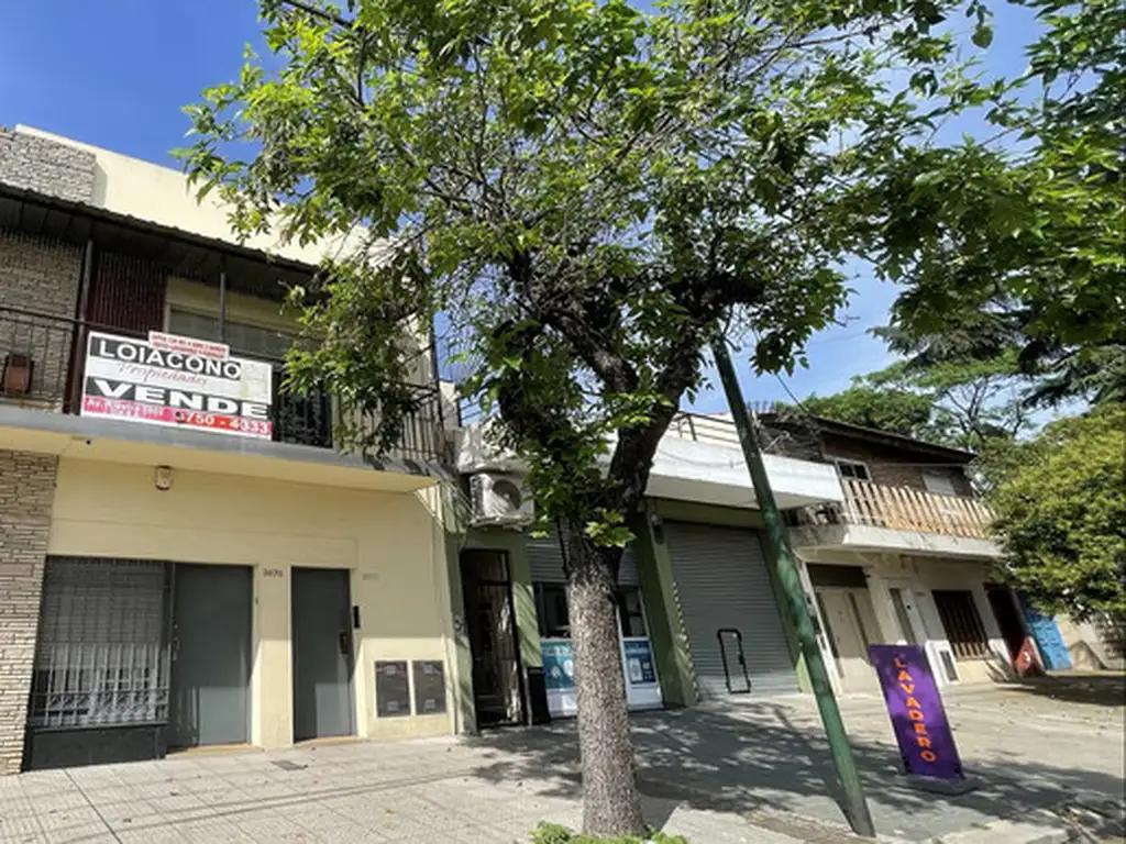 Depto tipo casa de 4 amb con patio y terraza - LOIACONO PROPIEDADES