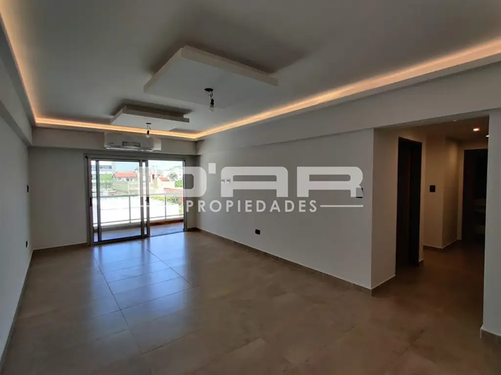 Departamento 4 ambientes - Larrazabal 600