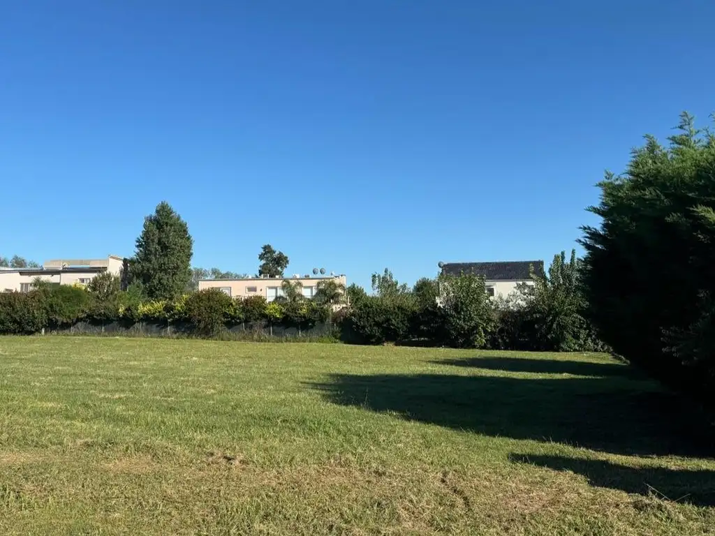 Barrio El Refugio en Haras Santa Maria - TERRENO