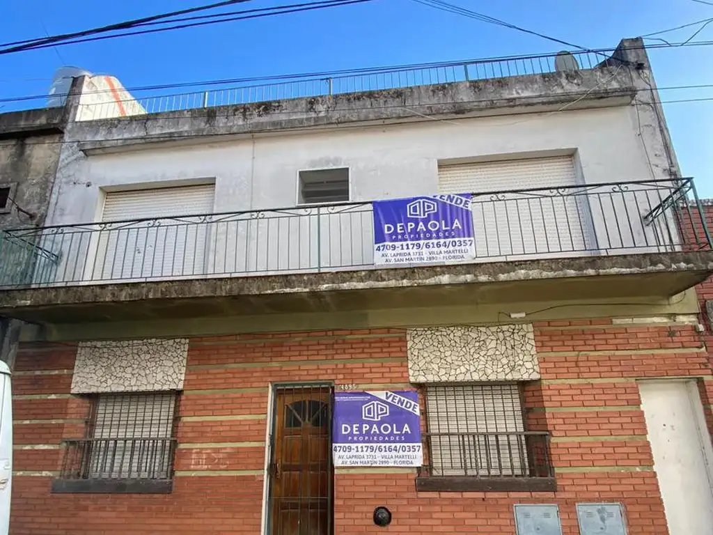 Bajo de Precio! 6 AMBIENTES - BLOCK 2 CASAS DE 3 AMB C/U + TERRAZA