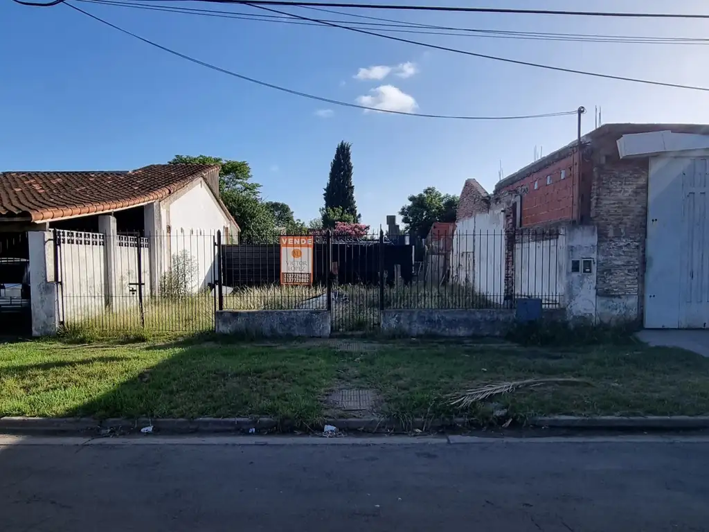 ### VENTA LOTE 10 X 30 MTS  - LOS POLVORINES - BARRIO MARIANO MORENO ###