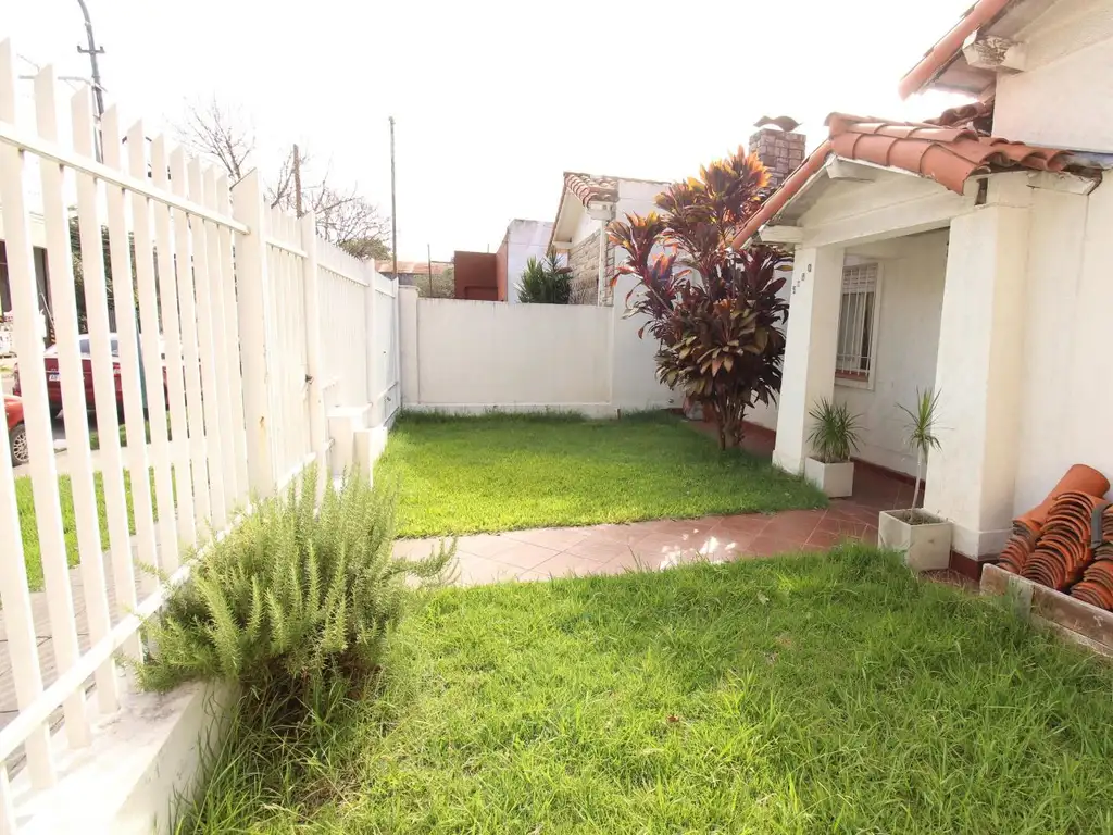 Casa - Venta - Argentina, Vicente López - domingo de acassuso 5100