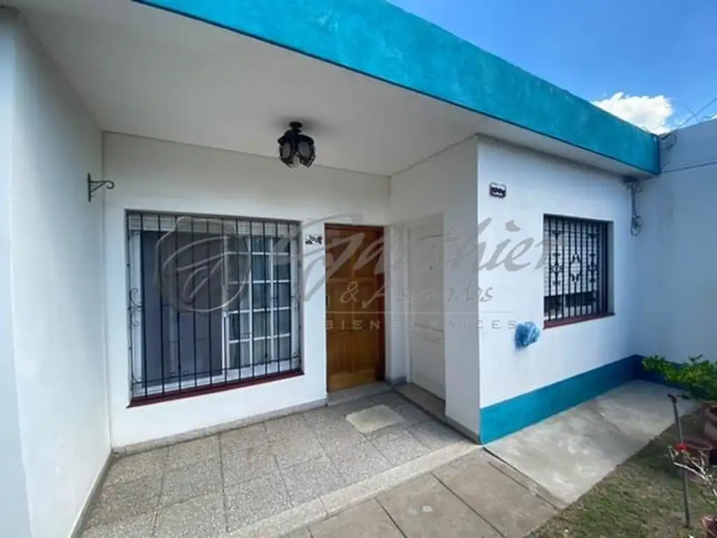 ESQUINA ÚNICA en venta Campana OPORTUNIDAD precio VIVIENDA OFICINA CONSULTORIO