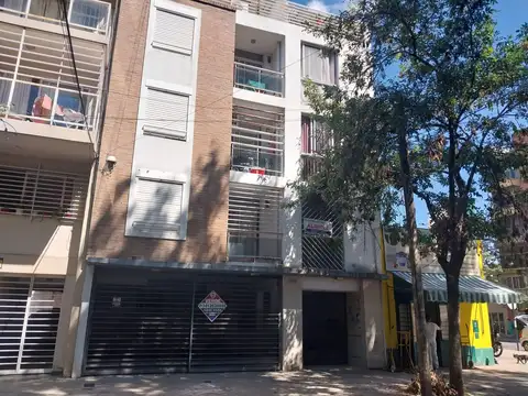 Barrio Luis Agote, duplex, 43m2, 10 años, Ideal inversor.