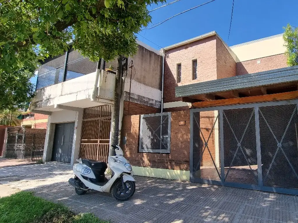 Alquiler Casa 3 dormitorios 100m2 Av Piacentini 1400 Centro