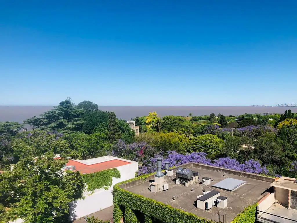 Departamento en Venta  - La Lucila-Libertador al Rio- A estrenar, Excelente Vista al Río