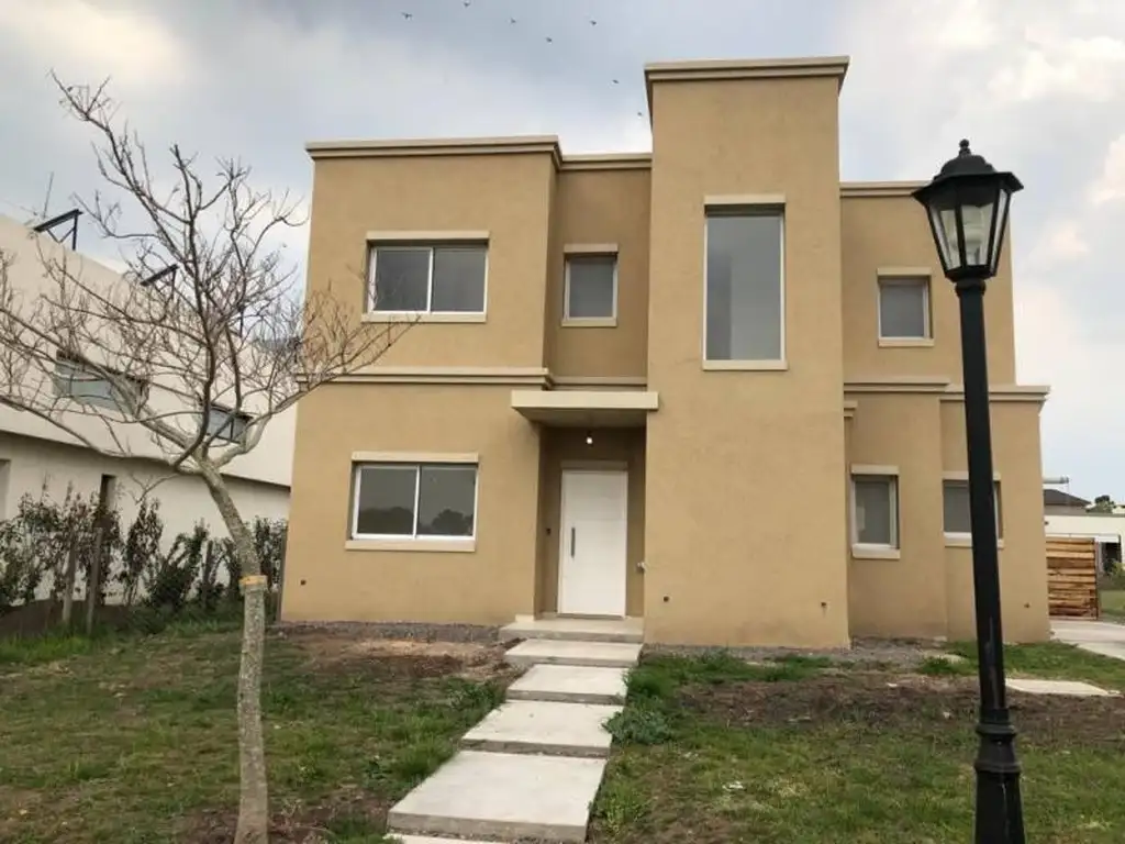 Casa Venta Barrio Santa Guadalupe Pilar del Este