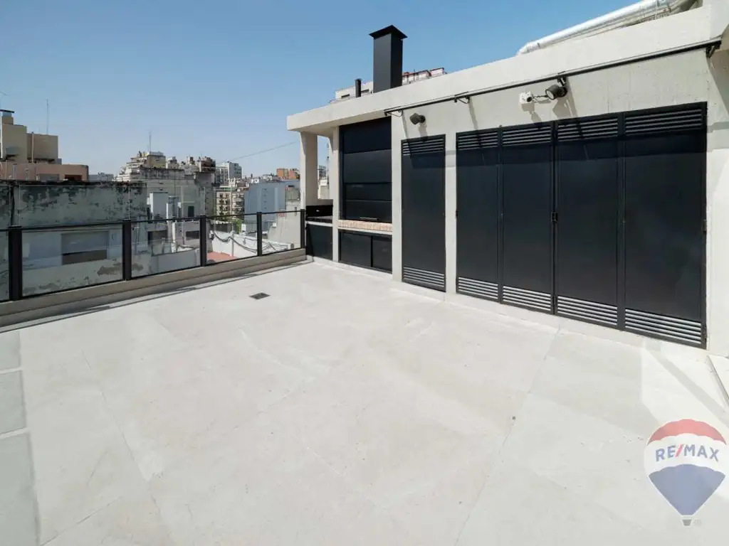 venta deparamento 2 amb terraza propia Balvanera