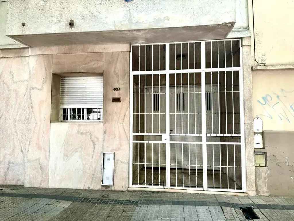 Casa en Venta en La Plata [Cod: ]