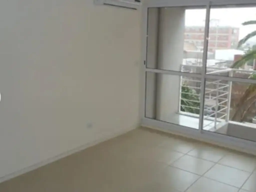 Impecable departamento Escobar