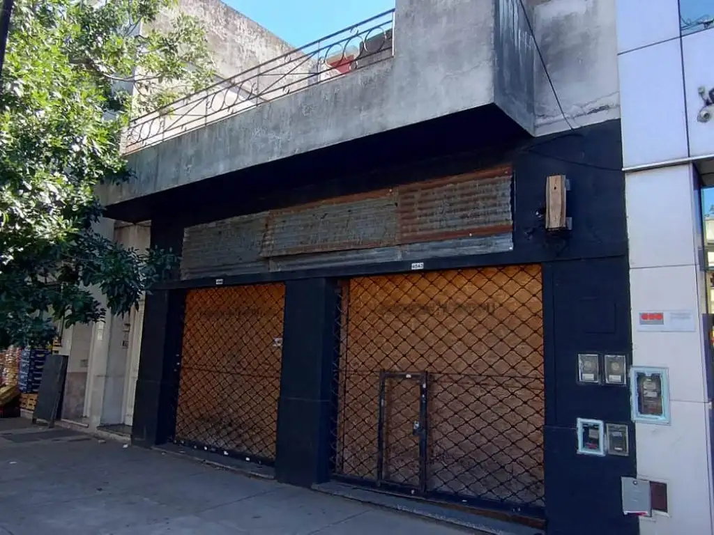 2 Ph + Local comercial - En Block - Av Constituyentes al 4500