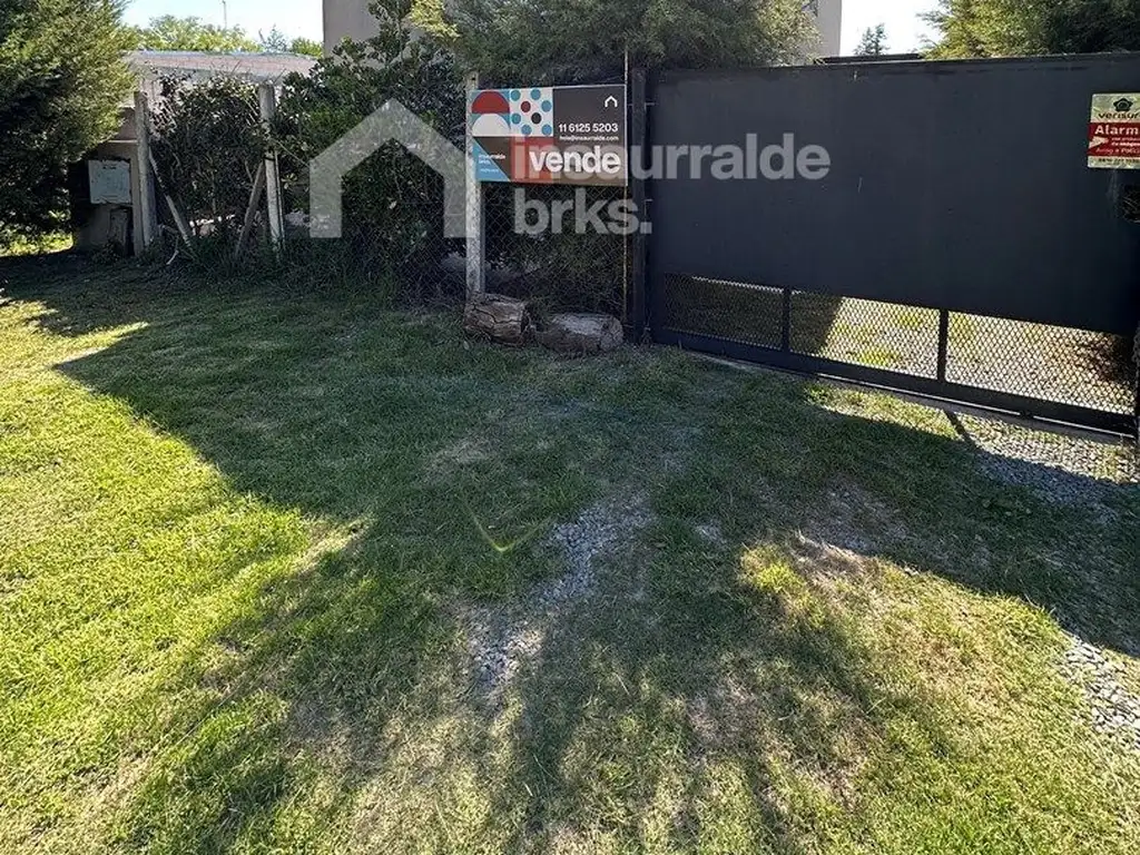 Se venden en conjunto 2 Dúplex sobre lote de 800m2 en Barrio Parque Almirante Irizar, Pilar