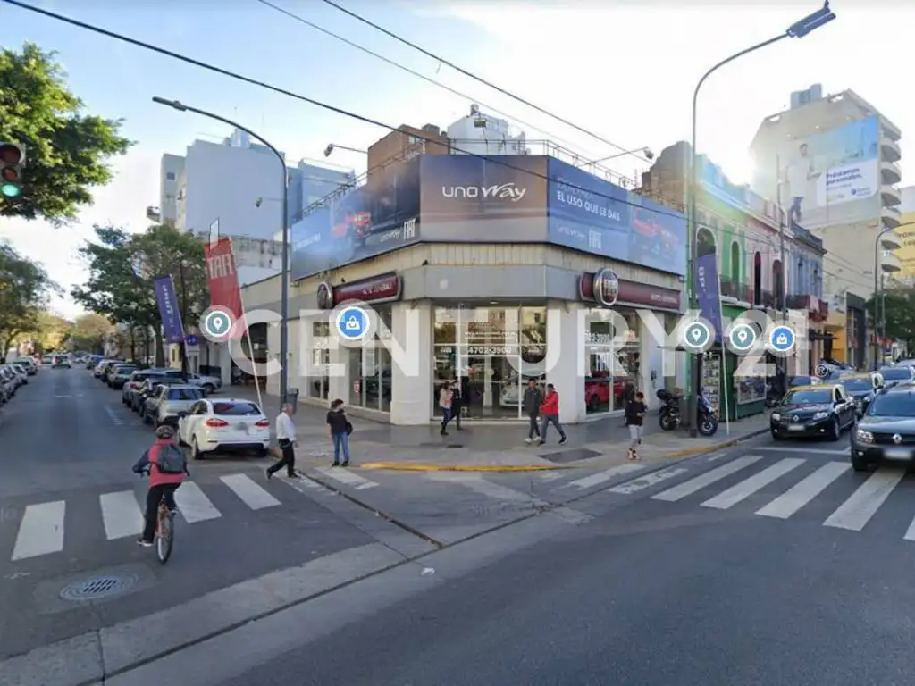 VENTA LOTE EN ESQUINA SOBRE CABILDO EN SAAVEDRA.