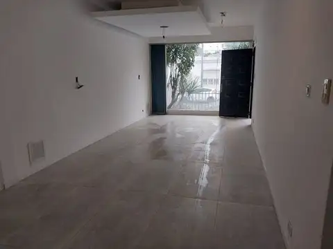 ÚNICO PH 3AMB.+ DEPENDENCIA + GARAGE + JARDÍN + TERRAZA - Foto 0