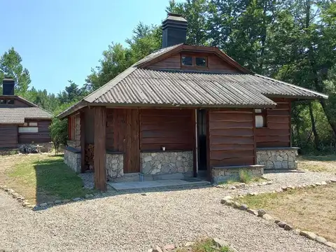 Cabañas venta con costa de arroyo Villa Meliquina