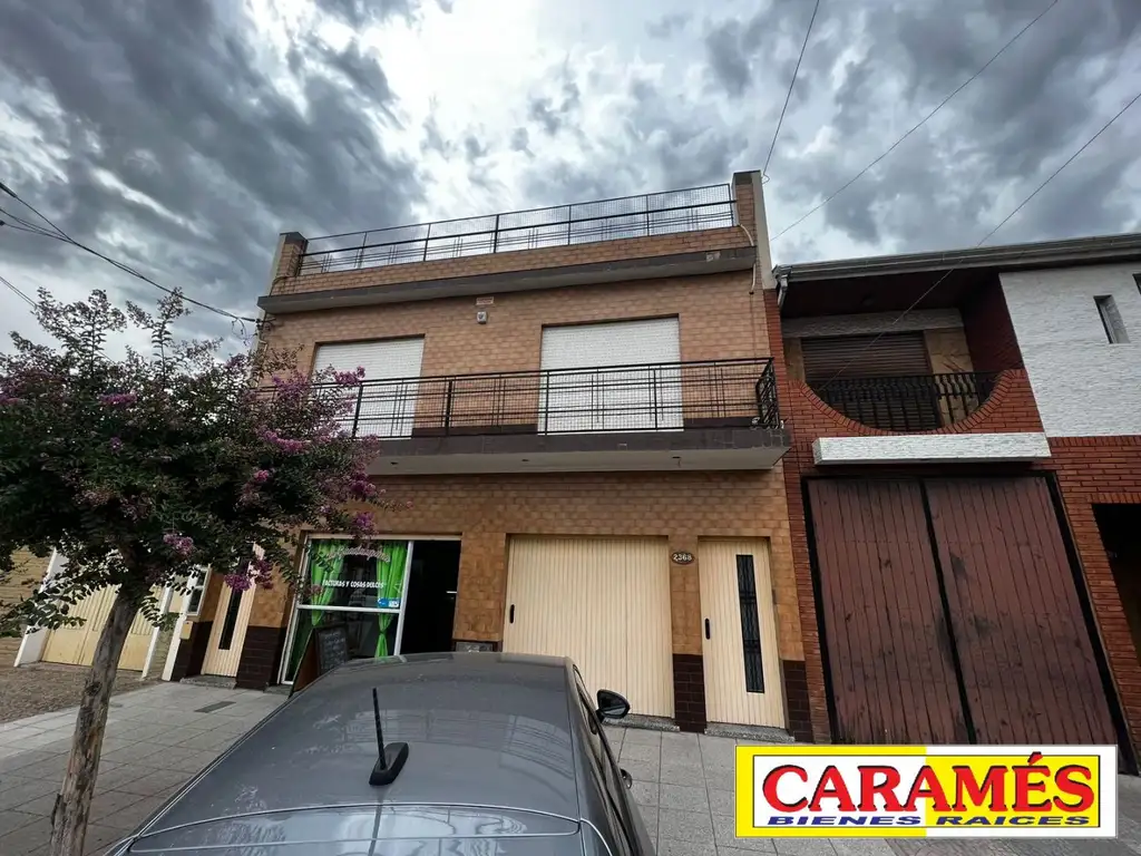 CASA SÓLIDA SOBRE LOTE PROPIO CON LOCAL, GARAGE, FONDO Y QUI