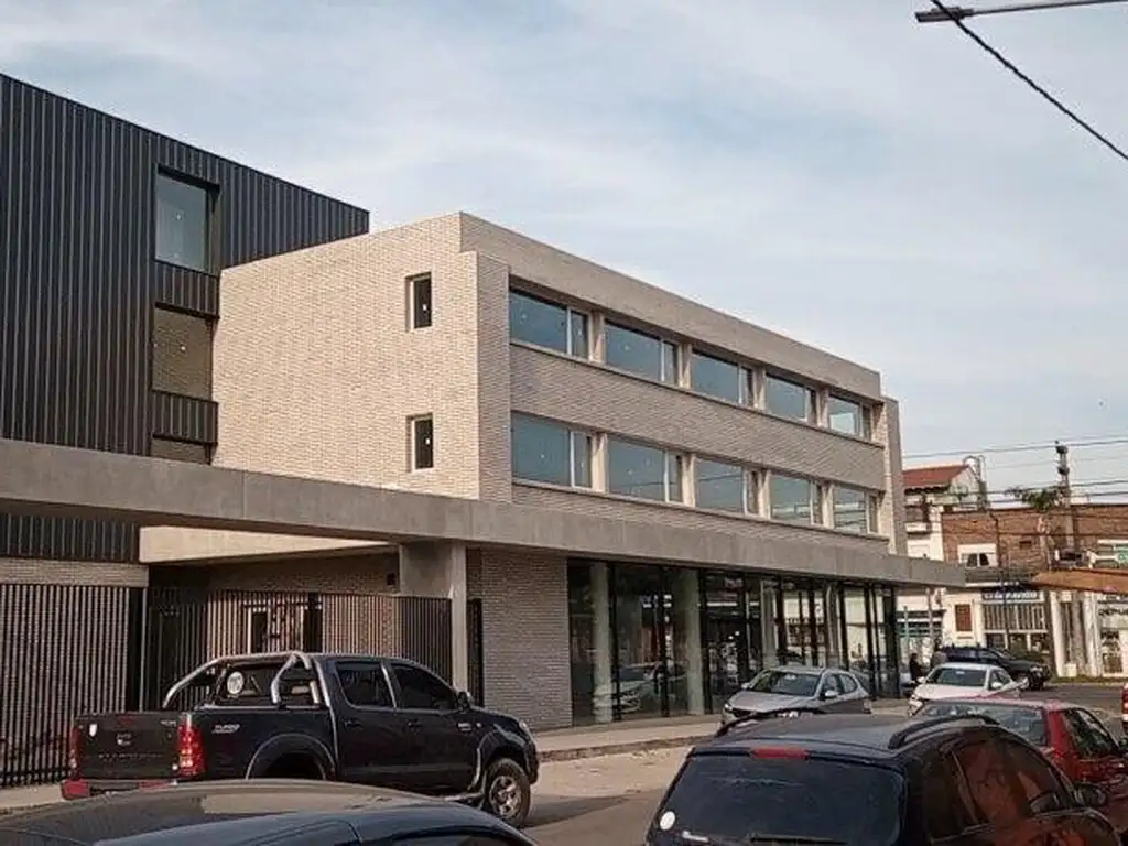 Excelentes Locales y Oficinas a estrenar  - El Talar