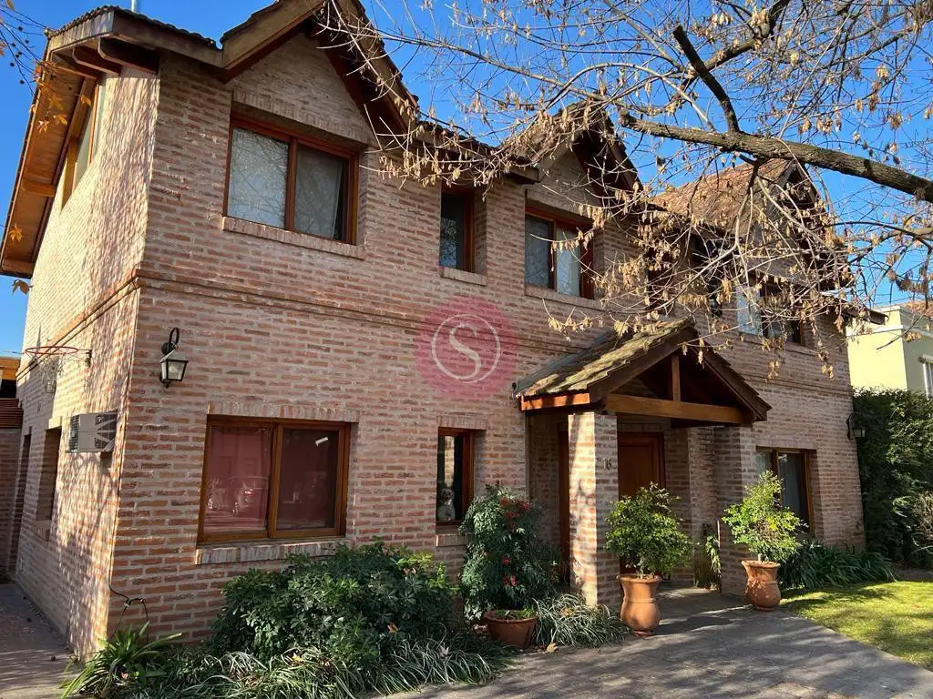 Casa en Venta y alquiler en El Portillo