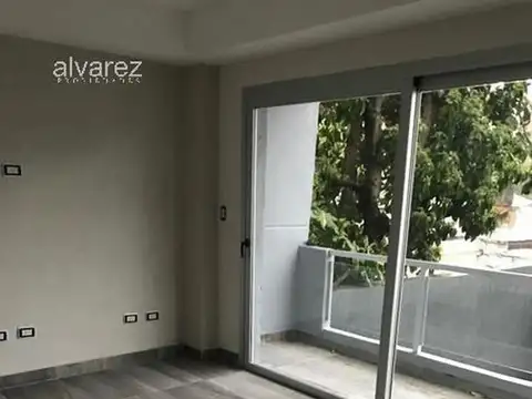 Departamento en venta de 3 ambientes en Morón