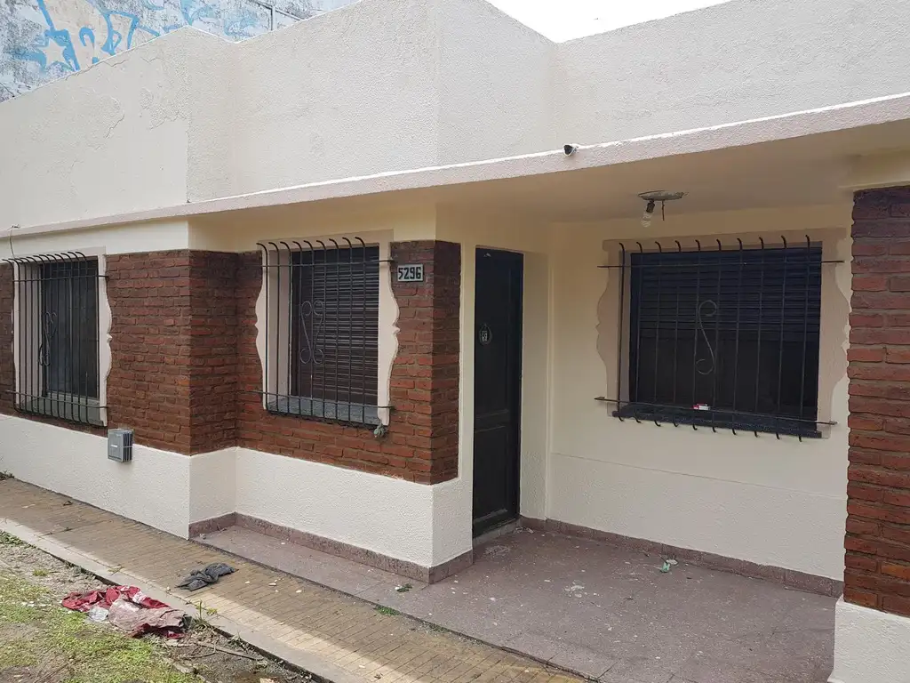 Casa en  Venta Souriguez 3 ambientes con jardín escritura apto crédito hipotecario gas electricidad