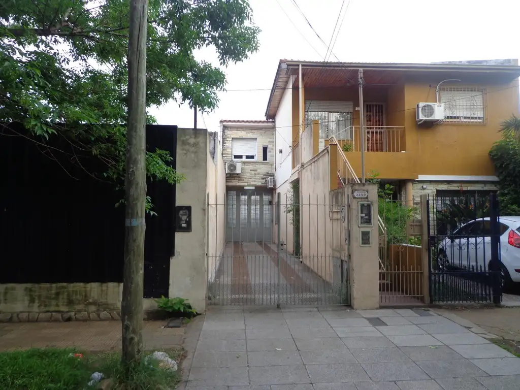 Galpón con vivienda