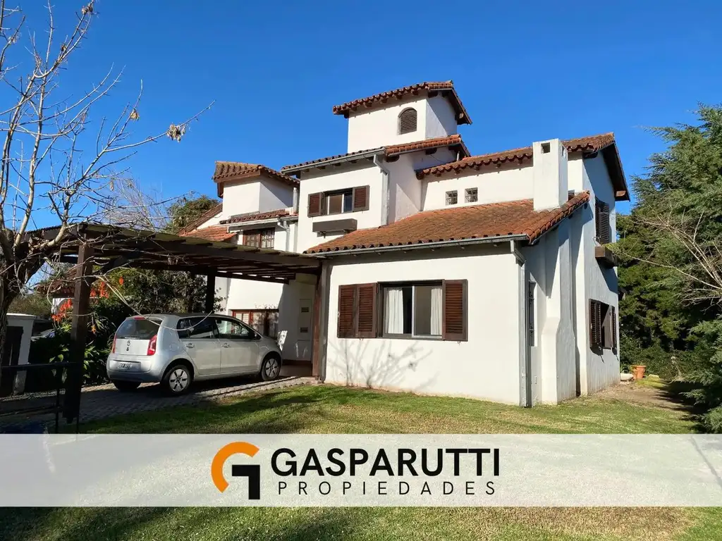 Casa en Venta en Aranjuez Country Club, 3 Ambientes!