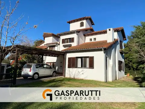 Casa en Venta en Aranjuez Country Club, 3 Ambientes!