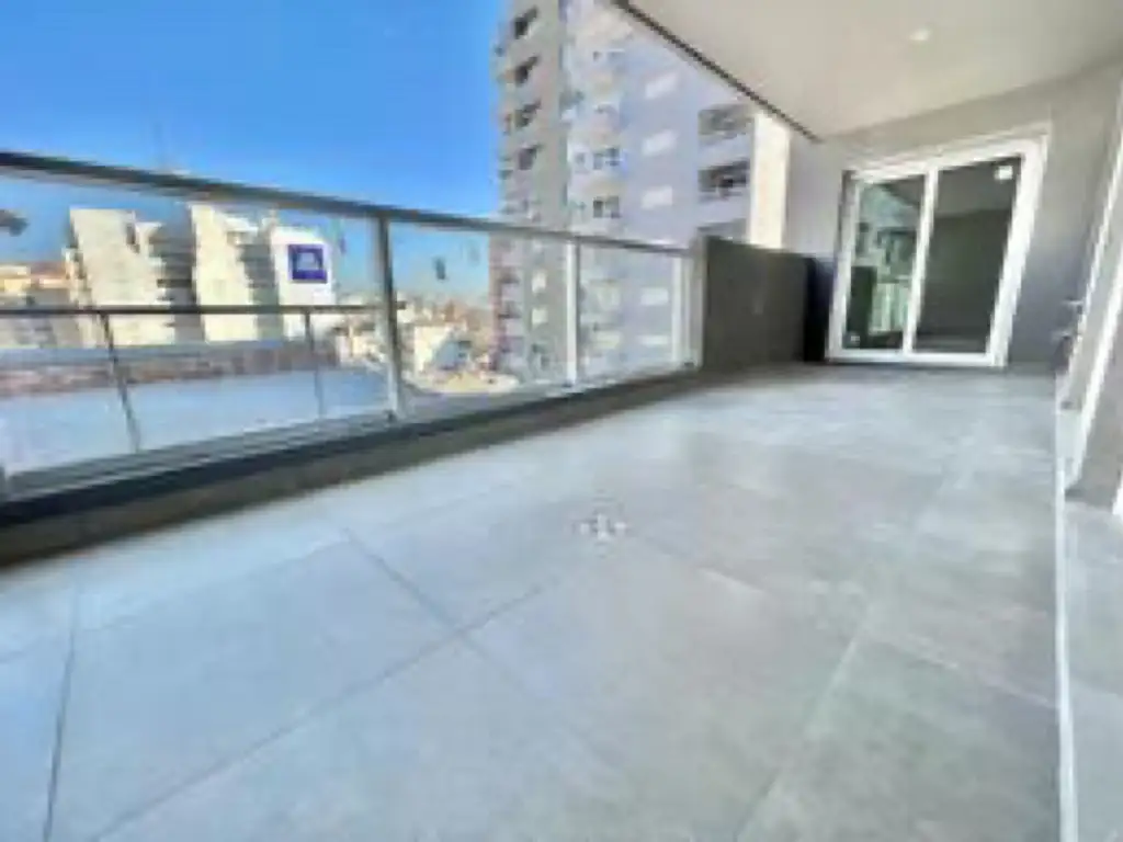 3 amb con Balcón aterrazado y Cochera - 76 m totales - Full amenities