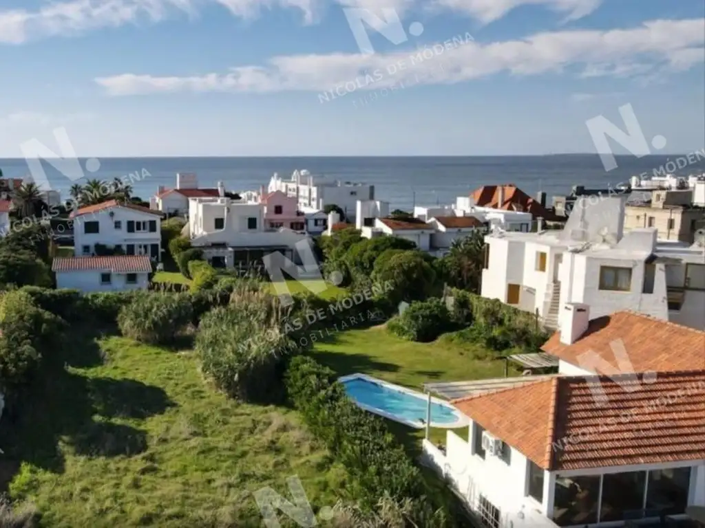 Península, lote con vista al mar.