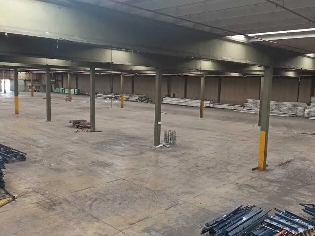 Galpón 20.000 m2 cubiertos - alquiler - Quilmes