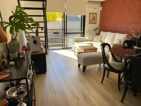 Hermoso dpto 2 ambientes y medio en duplex c/cochera