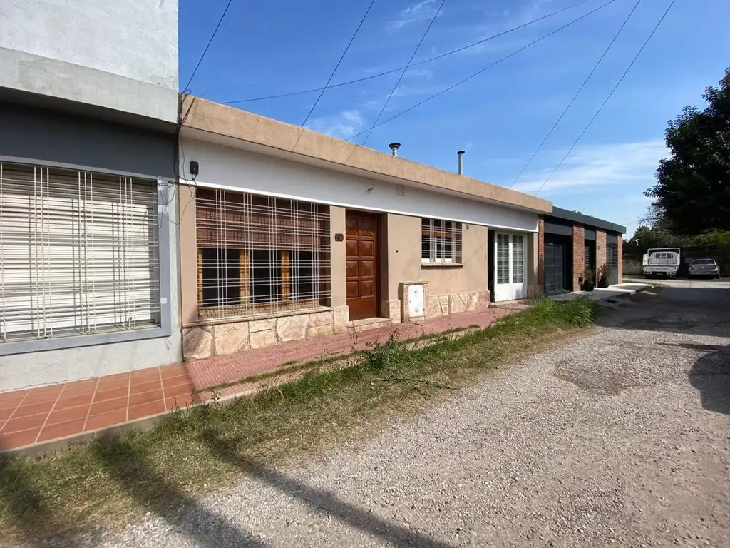 Venta casa 3 dormitorios en alto alberdi