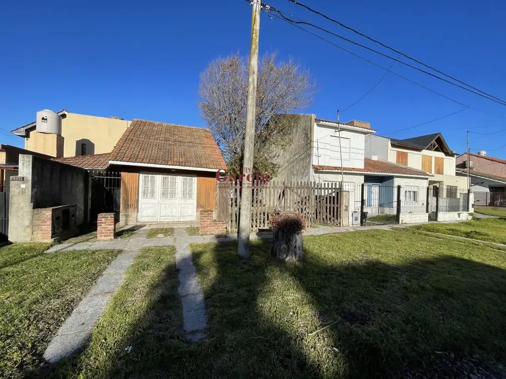 2 casas a reciclar a metros del mar!