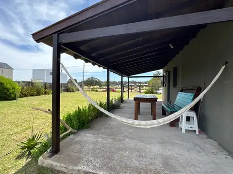 Venta casa dos ambientes en Chapa a 400 m del mar