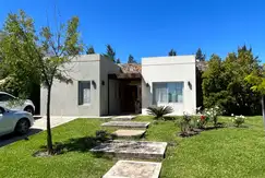 CASA EN VENTA EN UNA PLANTA EN BC TIPAS NORDELTA 