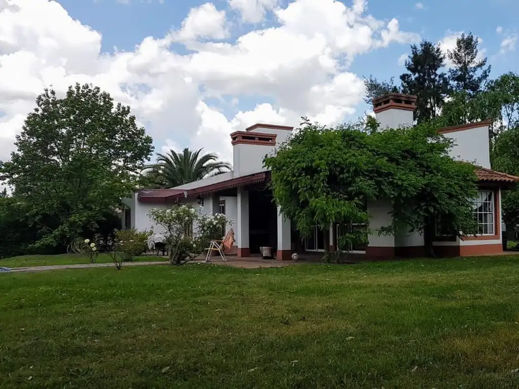 CASA ESTILO CAMPO EN VENTA - EL MORO - MARCOS PAZ