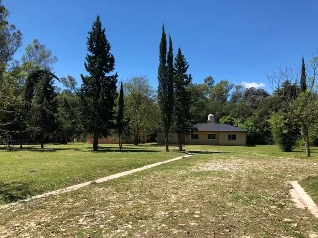 Excelente  oportunidad en B° Cerrado Los Eucaliptus Pilar sin EXPENSAS! Casa a estrenar