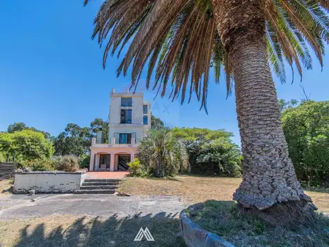 Venta casa "El Castillo Amarillo" en Marindia