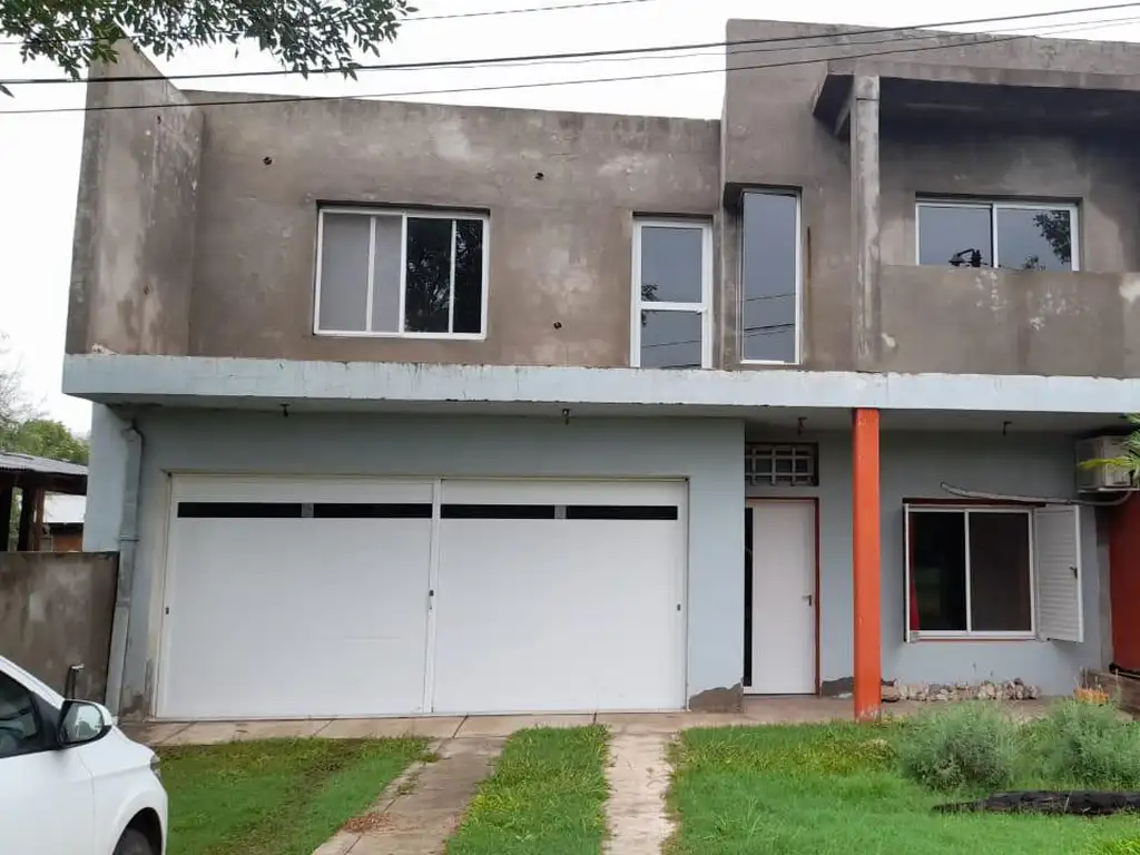 Casa en venta en la localidad de Ricardone