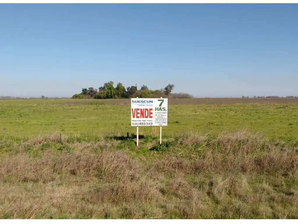 Campo en Roldán sobre Ruta AO12